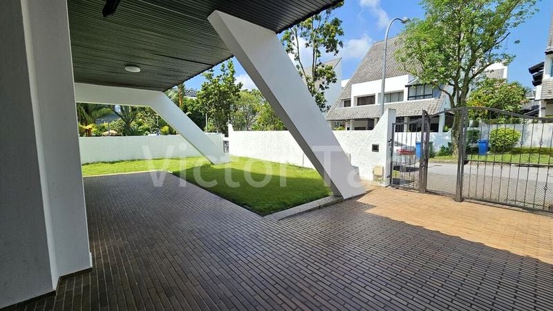 4 Bed Semi-Detached House (Landed) for Rent in  Selby Gardens - Image 15