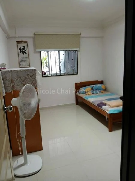 Room (HDB) for Rent in  138 Bukit Batok West Avenue 6 - Image 1