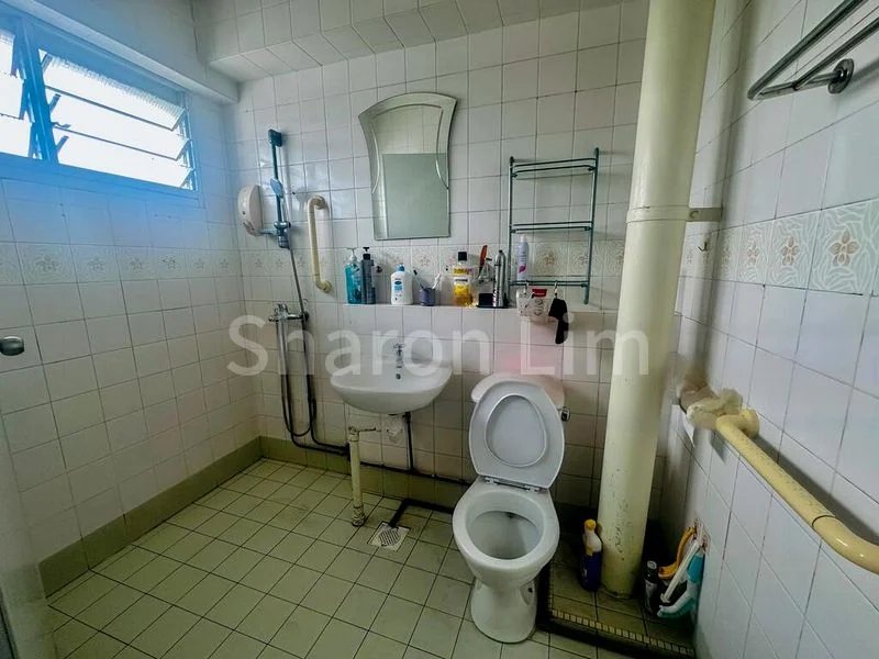 4 Room (4A) HDB for Sale in  631 Pasir Ris Drive 3 - Image 1