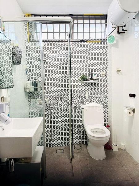 4 Bed Semi-Detached House (Landed) for Sale in  The Countryside - Image 6