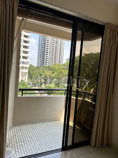 3 Bed Condo for Rent in  Bayshore Park - Image 2