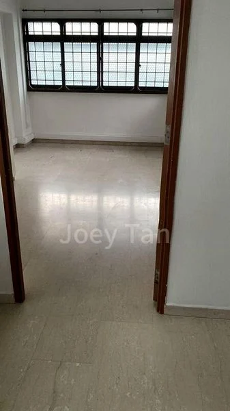 4 Room (4NG) HDB for Rent in 621 Jurong West Street 65 - Image 5