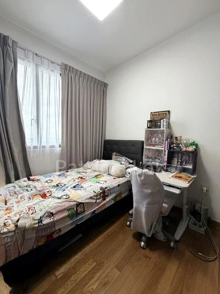 2 Bed Condo for Rent in  Twin VEW - Image 5