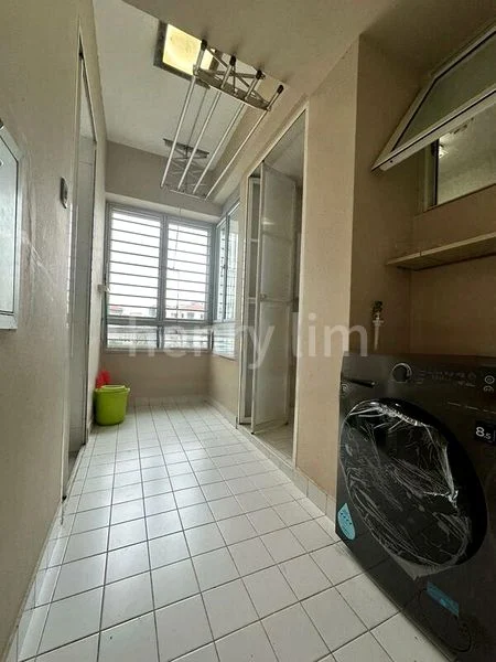 3 Bed Condo for Sale in  Dahlia Park Condominium - Image 11