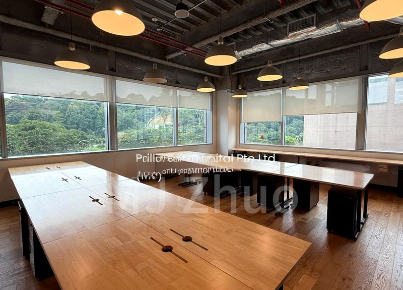 Office for Rent: UE Square - Image 9