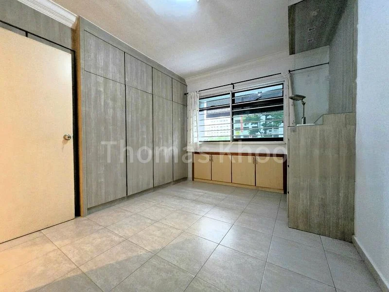 5 Room (5I) HDB for Sale in  741 Woodlands Circle - Image 4