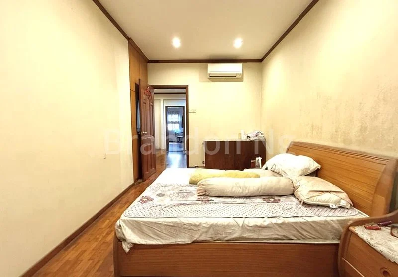 4 Bed Terraced House (Landed) for Sale in Pasir Panjang Gardens - Image 3