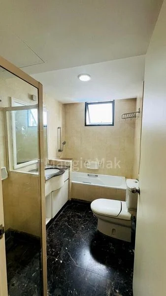 3 Bed Condo for Sale in  East Meadows - Image 6