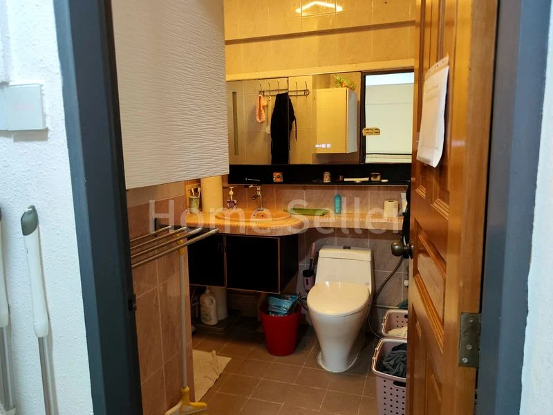 Maisonette HDB for Sale in 522 Hougang Avenue 6 - Image 15