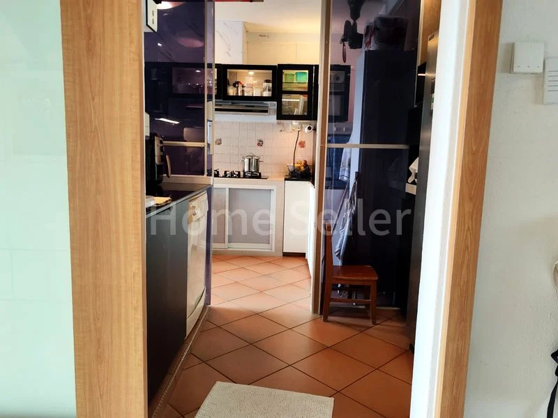Maisonette HDB for Sale in 522 Hougang Avenue 6 - Image 13
