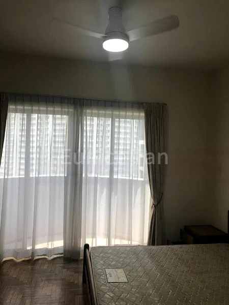 2 Bed Condo for Rent in  The Bayshore - Image 4