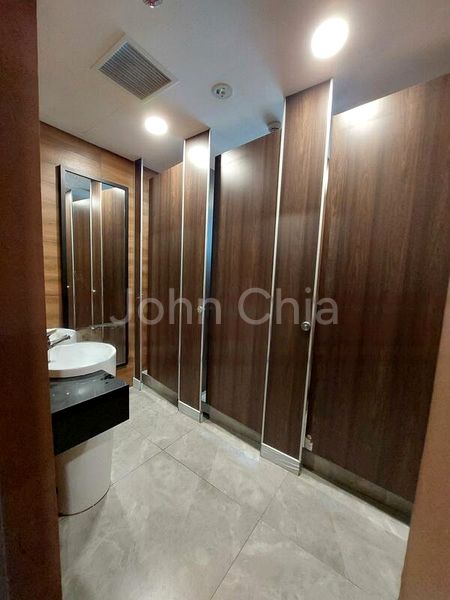 Light Industrial (B1) for Sale: Lhk3 Building - Image 1