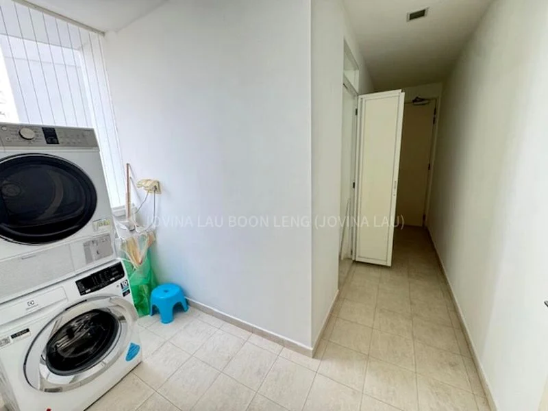 4 Bed Condo for Rent in  The Trillium - Image 11