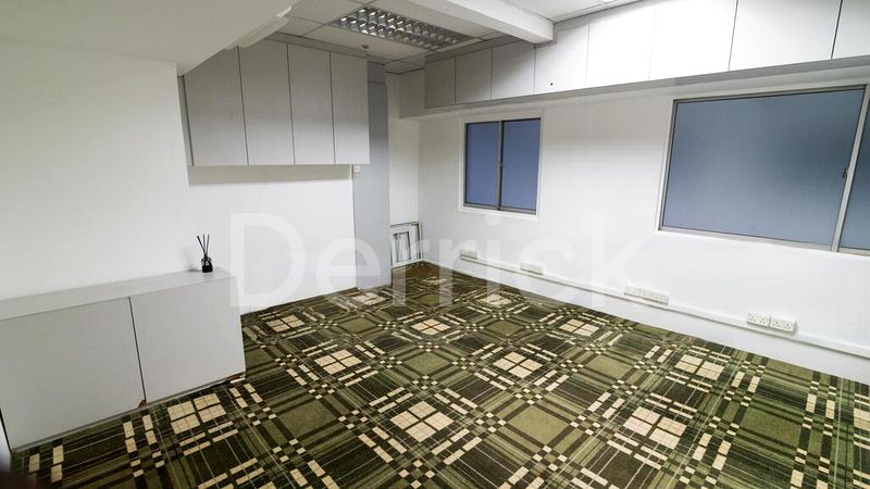 Office for Rent: Textile Centre - Image 2