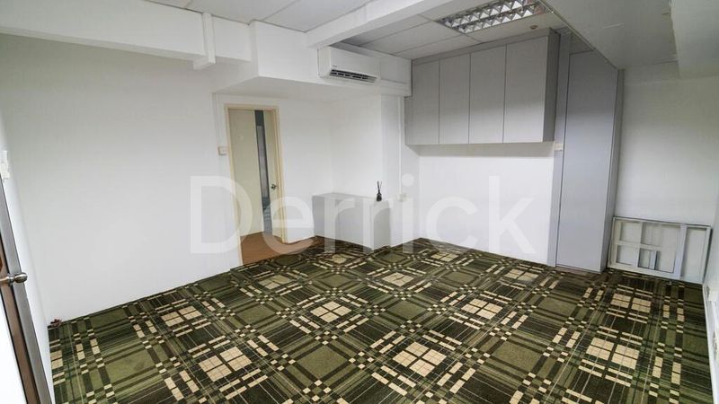 Office for Rent: Textile Centre - Image 1