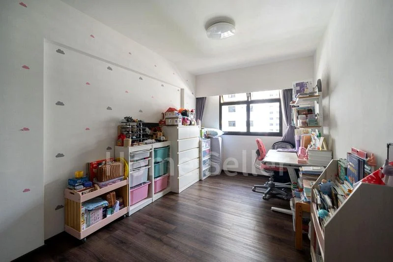 4 Room (4A) HDB for Sale in 39 Jalan Tiga - Image 7