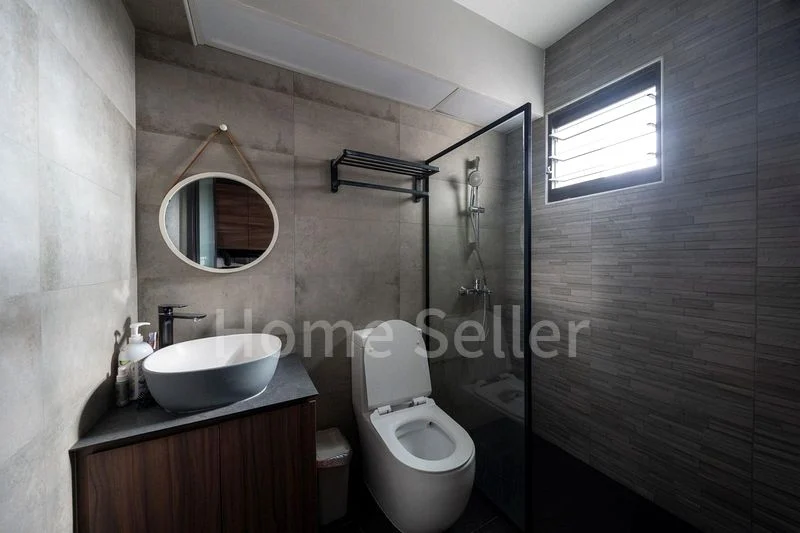 4 Room (4A) HDB for Sale in 39 Jalan Tiga - Image 9