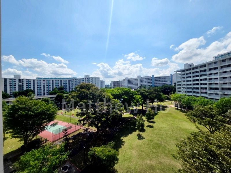 5 Room (5I) HDB for Sale in  552 Bedok North Avenue 1 - Image 10