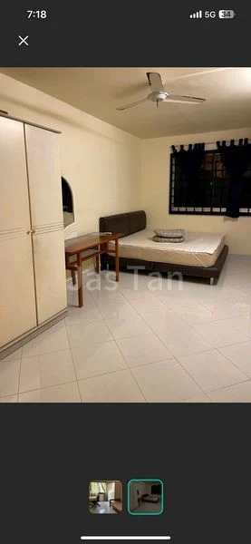Common Room (HDB) for Rent in  415 Pasir Ris Drive 6 - Image 1