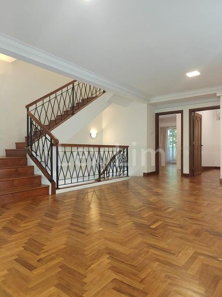 4 Bed Semi-Detached House (Landed) for Sale in  Kew Vale - Image 4