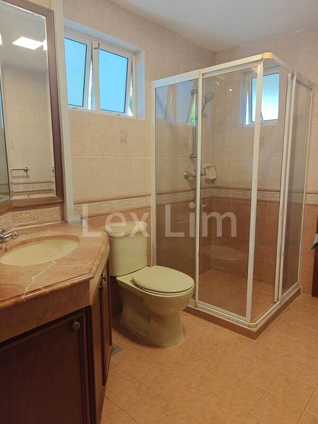 4 Bed Semi-Detached House (Landed) for Sale in  Kew Vale - Image 5