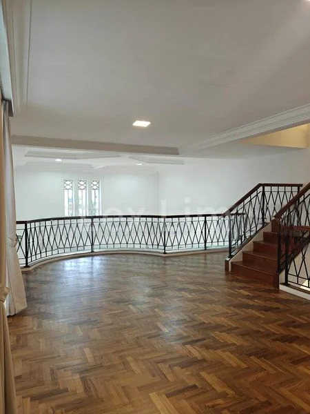 4 Bed Semi-Detached House (Landed) for Sale in  Kew Vale - Image 9