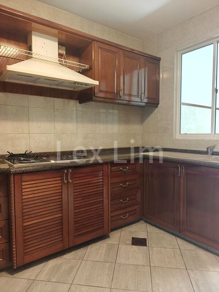 4 Bed Semi-Detached House (Landed) for Sale in  Kew Vale - Image 12