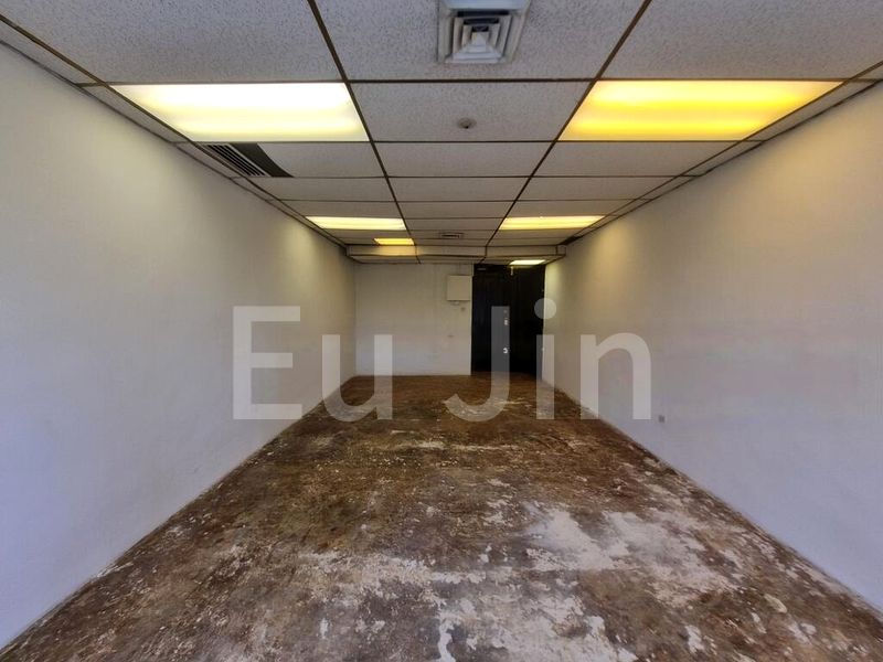 Office for Rent: Far East Shopping Centre - Image 3