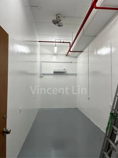 Light Industrial (B1) for Rent: Tat Ann Building - Image 4