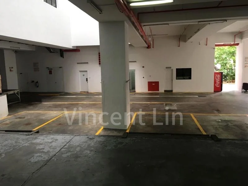 Light Industrial (B1) for Rent: Tat Ann Building - Image 1