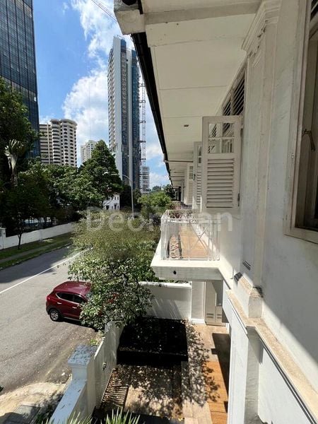 4 Bed Terraced House (Landed) for Sale in  Cairnhill Conservation Area - Image 3