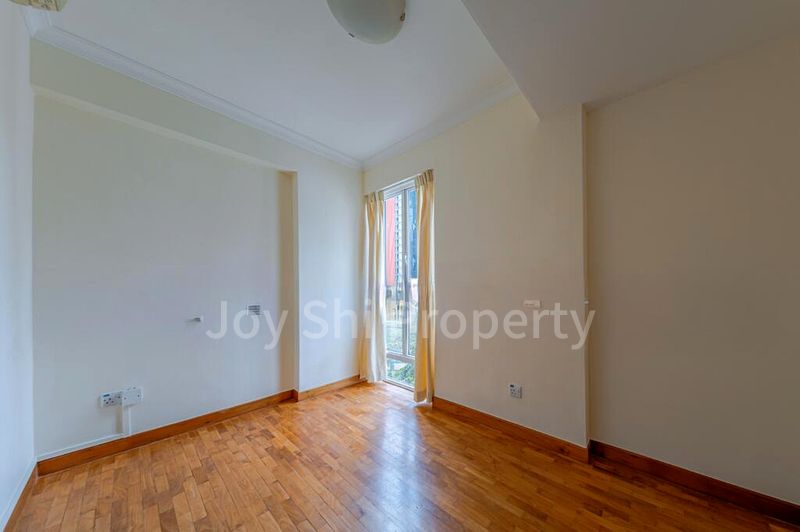 3 Bed Condo for Sale in  Chinatown Point - Image 10