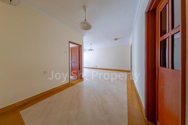 3 Bed Condo for Sale in Chinatown Point - Image 15