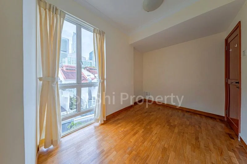 3 Bed Condo for Sale in  Chinatown Point - Image 11