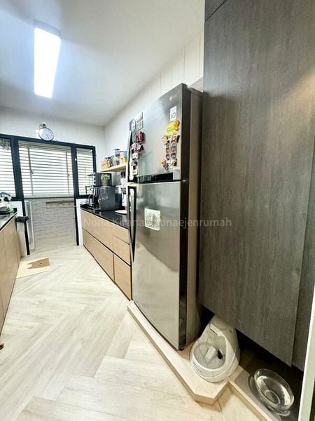 4 Room (4A) HDB for Sale in  487C Choa Chu Kang Avenue 5 - Image 4