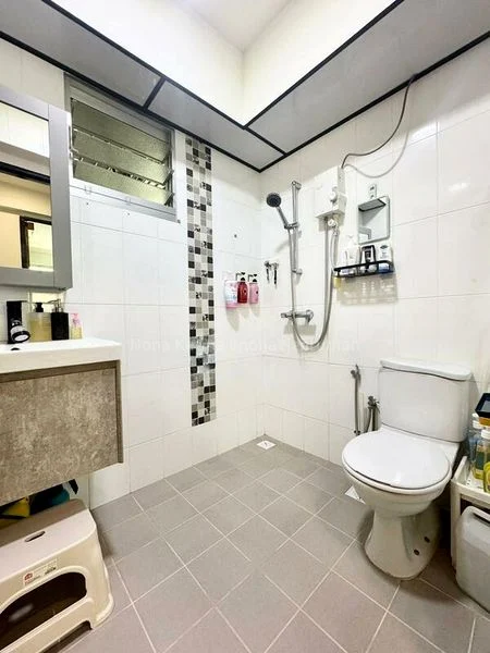 4 Room (4A) HDB for Sale in  487C Choa Chu Kang Avenue 5 - Image 2