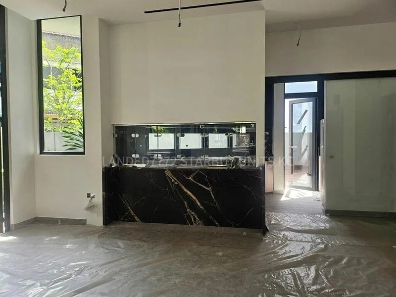 6 Bed Semi-Detached House (Landed) for Sale in  Chai Chee Lane - Image 7