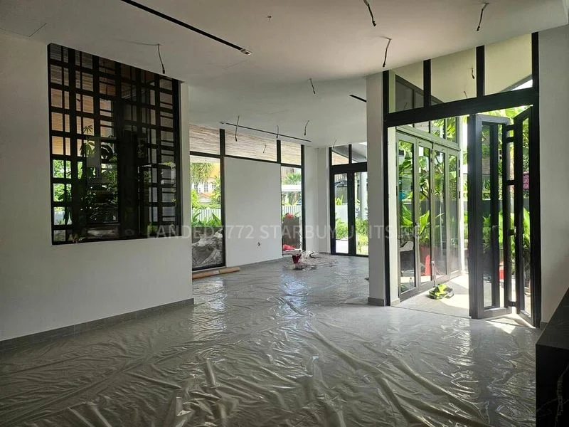 6 Bed Semi-Detached House (Landed) for Sale in  Chai Chee Lane - Image 5
