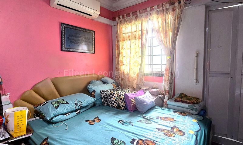 Executive HDB for Sale in  835 Woodlands Street 83 - Image 6