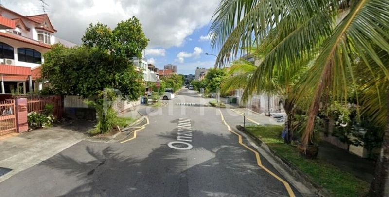 5 Bed Terraced House (Landed) for Sale in  Lorong M Telok Kurau - Image 8