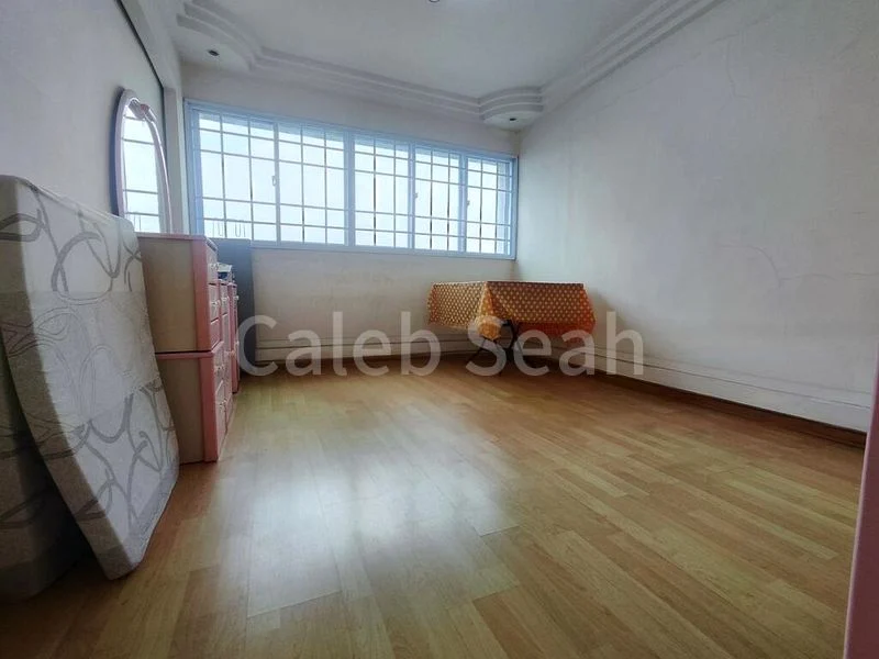 5 Room (5I) HDB for Rent in  215 Marsiling Lane - Image 4
