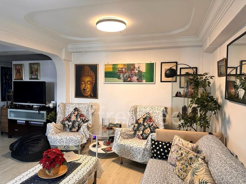 5 Room (5A) HDB for Rent in 10 Jalan Batu - Image 5