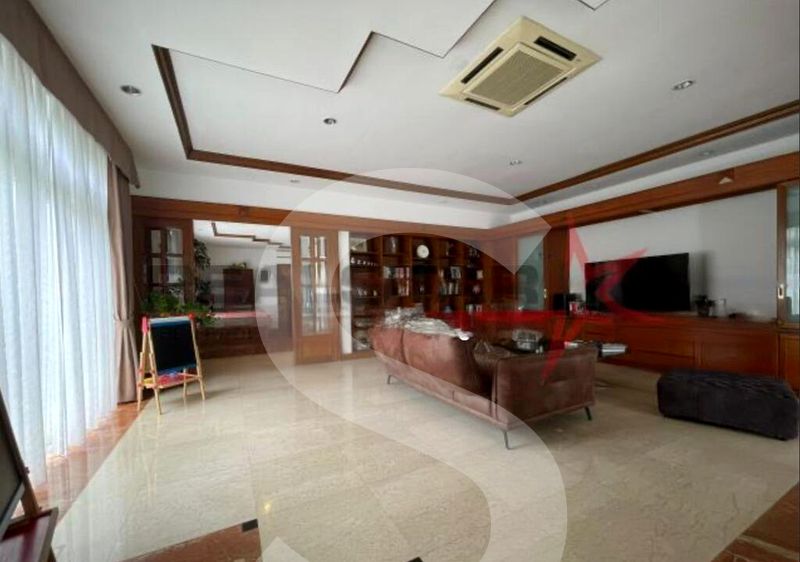 5 Bed Semi-Detached House (Landed) for Sale in Barker Road - Image 2