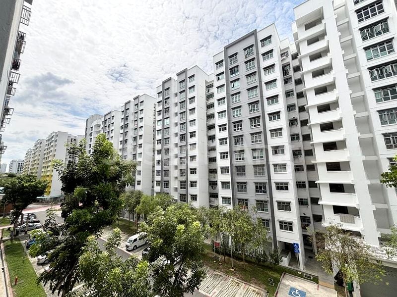 Common Room (HDB) for Rent in  423 Yishun Avenue 11 - Image 4