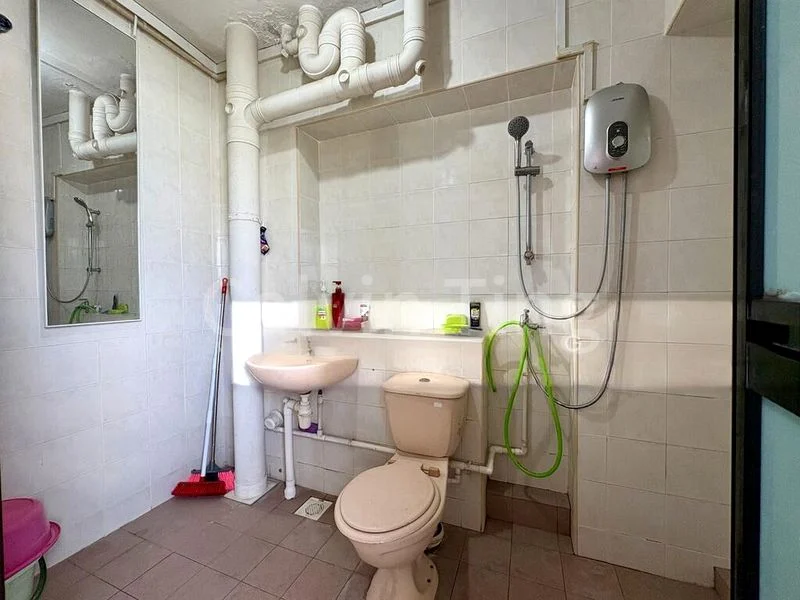 Common Room (HDB) for Rent in  367 Corporation Drive - Image 1