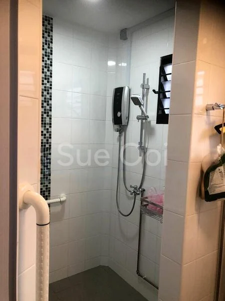 3 Room (3S) HDB for Rent in 403 Woodlands Street 41 - Image 7
