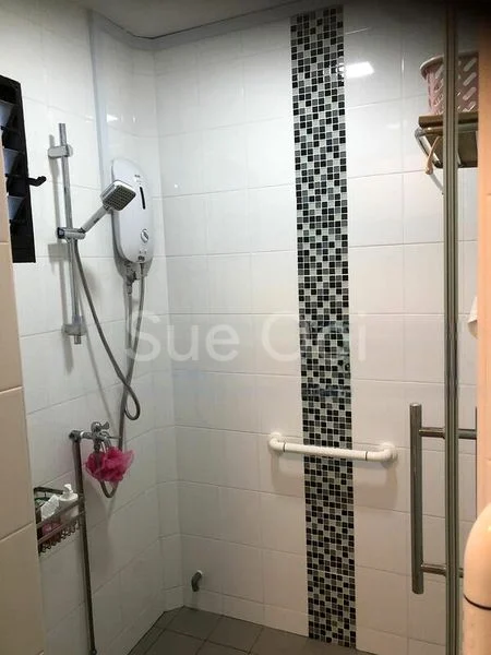 3 Room (3S) HDB for Rent in 403 Woodlands Street 41 - Image 11