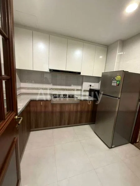 Room (Condo) for Rent in  Dover Parkview - Image 1