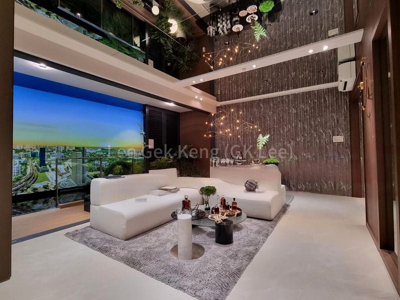 4 Bed Condo for Sale in J'den - Image 1