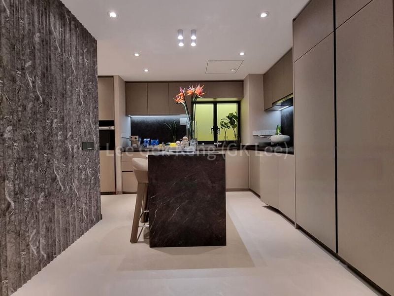 4 Bed Condo for Sale in J'den - Image 2